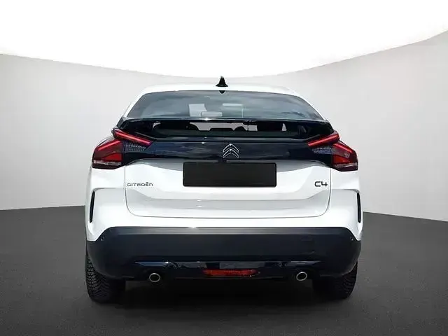 Gebraucht Citroën C4 Feel 131 PS (96 kW) 2024 Weiß SUV
