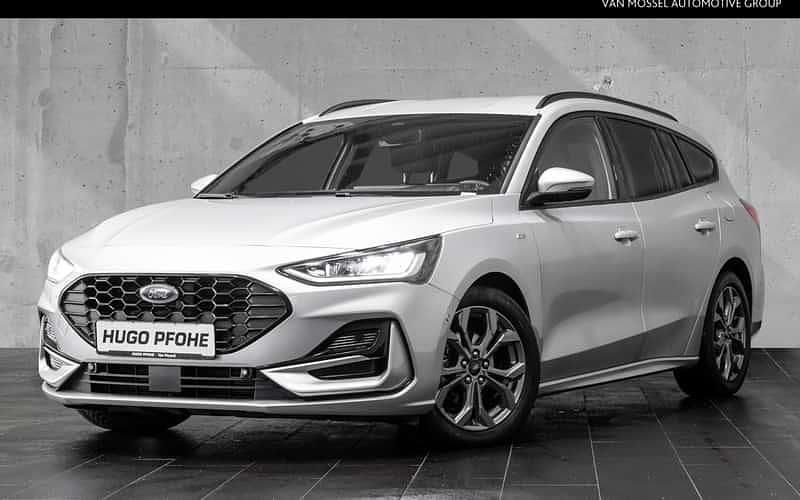 Moondust silver metallic Gebraucht 2023 Ford Focus ST-Line X Kombi | 27.700 € - Bild 1/4
