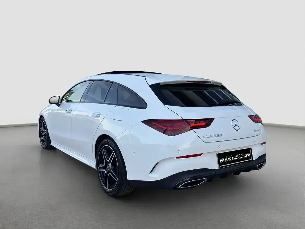 Gebraucht Mercedes CLA250 AMG 224 PS (164 kW) 2024 Weiß Coupé