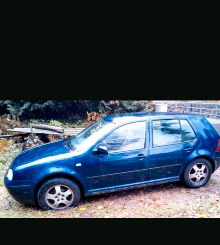 Blau Gebraucht 2001 VW Golf IV Limousine | 500 € (Superpreis) - Bild 1/4