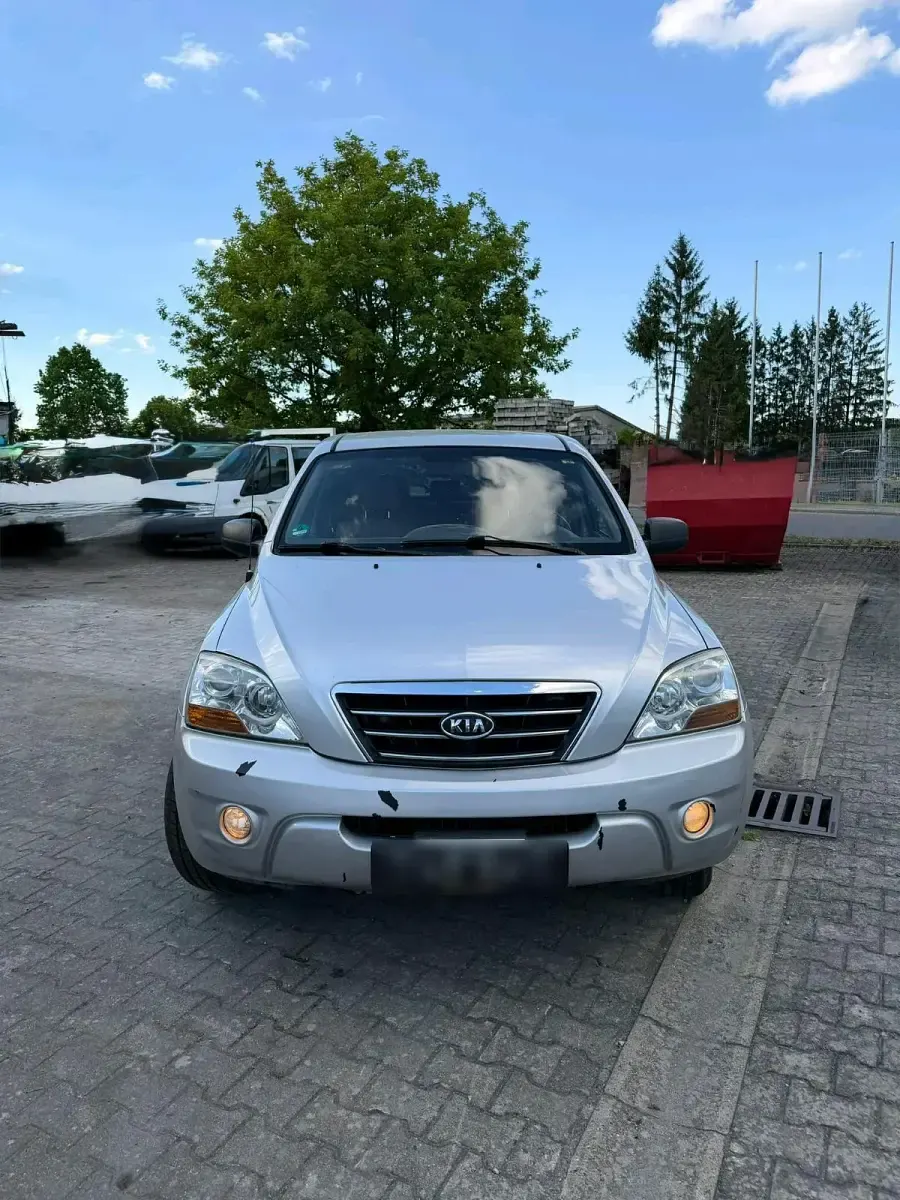 Gebraucht Kia Sorento 150 PS (110 kW) 2008 Silber SUV