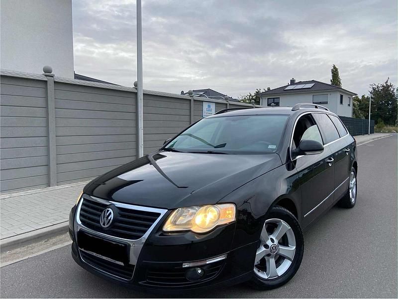 Schwarz Gebraucht 2008 VW Passat Comfortline Kombi | 2.950 € (Guter Preis) - Bild 1/4