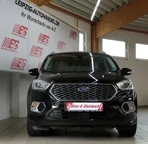 Gebraucht Ford Kuga Vignale 180 PS (132 kW) 2020 Shadow black SUV