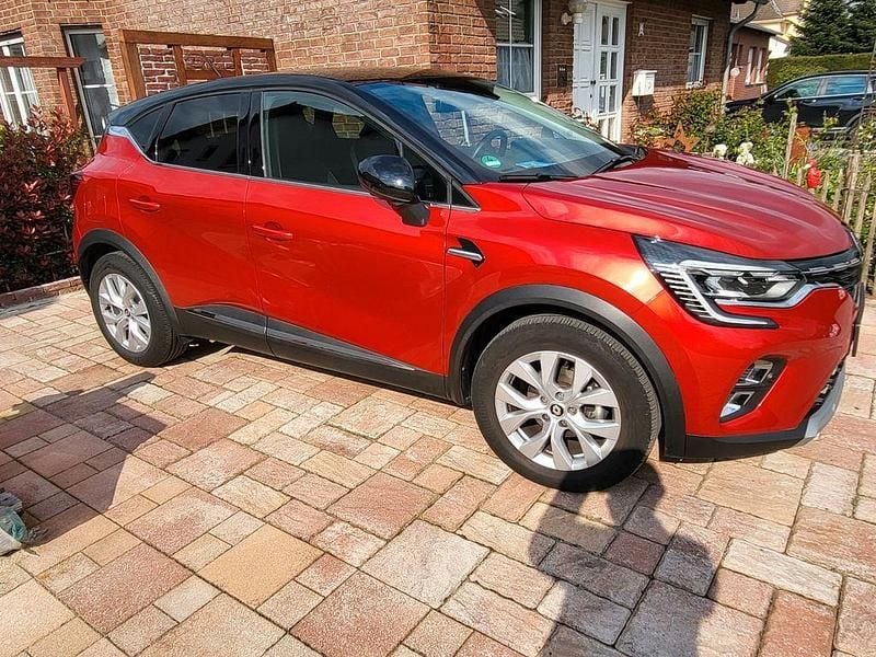 Gebraucht Renault Captur Intens 91 PS (66 kW) 2022 Rot SUV