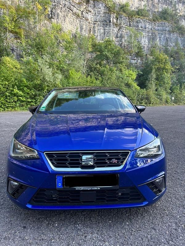 Blau Gebraucht 2019 Seat Ibiza FR-Line Kleinwagen | 17.700 € (Etwas zu teuer) - Bild 1/4