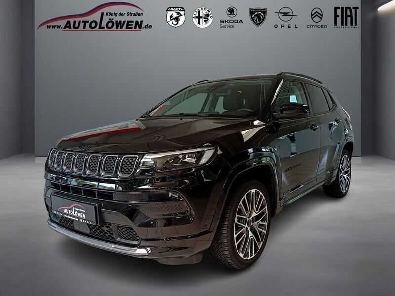 Solid black (schwarz) Gebraucht 2024 Jeep Compass Summit SUV | 28.450 € (Guter Preis) - Bild 1/4