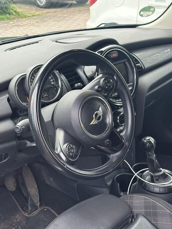 Usado Mini Cooper 136 HP (100 kW) 2016 Preto Citadino