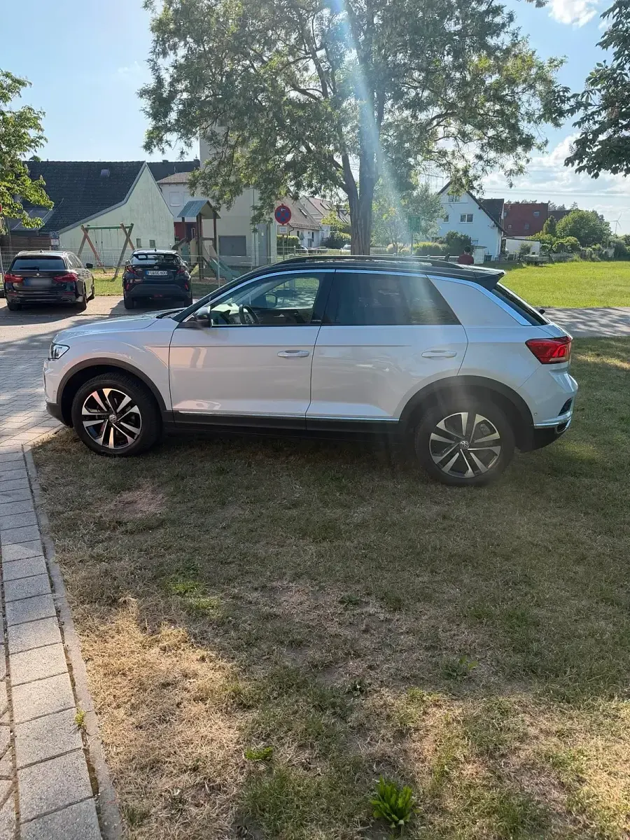 Gebraucht VW T-Roc United 150 PS (110 kW) 2020 Weiß SUV