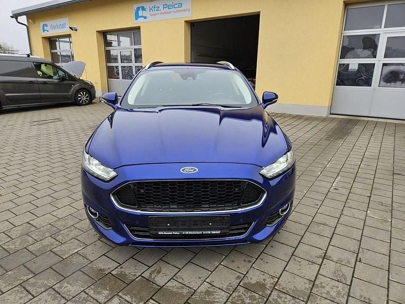 Gebraucht Ford Mondeo Titanium 203 PS (149 kW) 2015 Blau Kombi