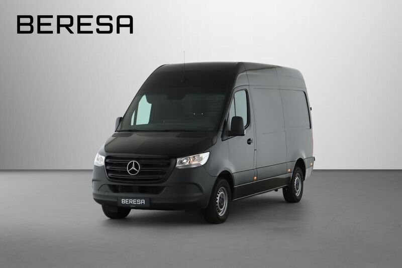 Tiefschwarz Gebraucht 2024 Mercedes Sprinter Van | 46.148 € (Etwas zu teuer) - Bild 1/4