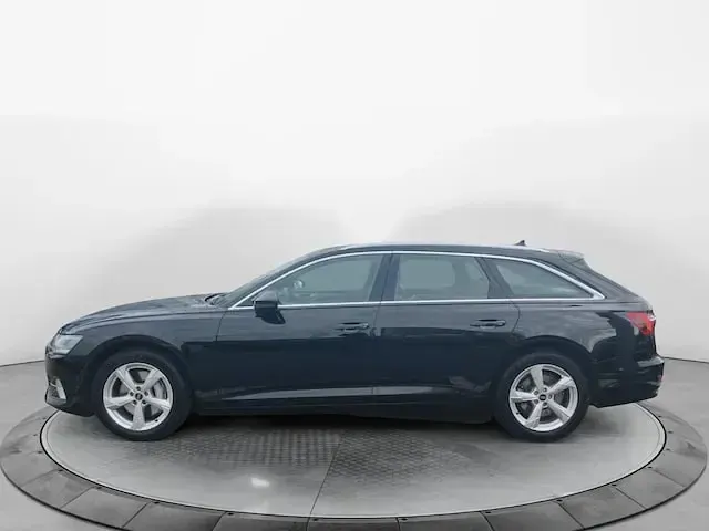Gebraucht Audi A6 Ambiente 286 PS (210 kW) 2022 Mythosschwarz metallic Kombi