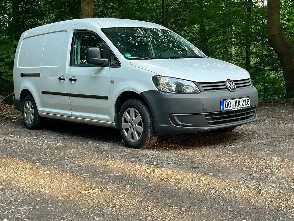 Gebraucht VW Caddy Maxi 102 PS (75 kW) 2013 Weiß Van / Kleinbus
