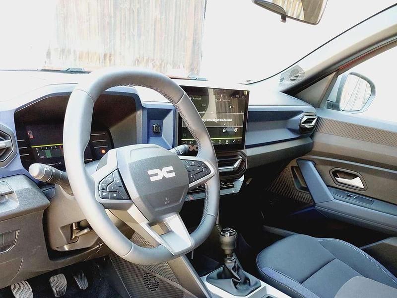 Neu Dacia Bigster Expression 140 PS (102 kW) 2026 Dolomitgrau kqg und andere SUV