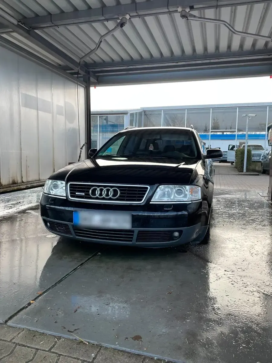 Używany Audi A6 193 KM (141 kW) 1999 Czarny Kombi