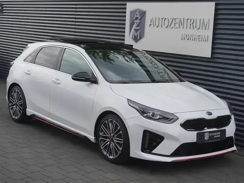 Gebraucht Kia Ceed GT GT 204 PS (150 kW) 2020 Sonderlackierung deluxeweiß metallic Limousine