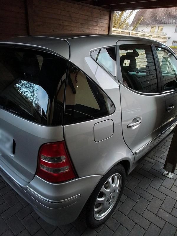 Gebraucht Mercedes A140 82 PS (60 kW) 2003 Silber Kleinwagen