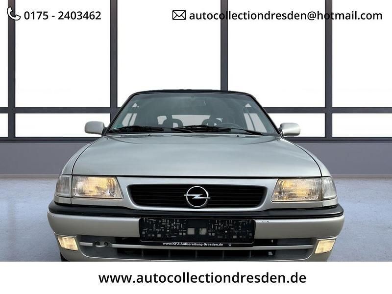 Gebraucht Opel Astra Cabriolet 75 PS (55 kW) 2000 Grau Cabrio