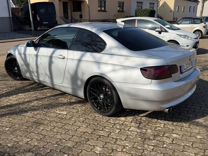 Gebraucht BMW 325 Performance 218 PS (160 kW) 2006 Silber Coupé