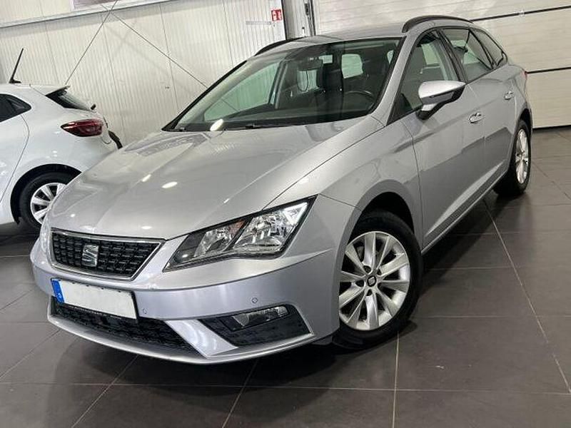 Silber Gebraucht 2020 Seat Leon Limousine | 11.995 € (Fairer Preis) - Bild 1/4