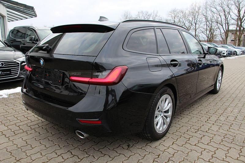 Gebraucht BMW 318 Advantage 156 PS (114 kW) 2021 Schwarz Kombi