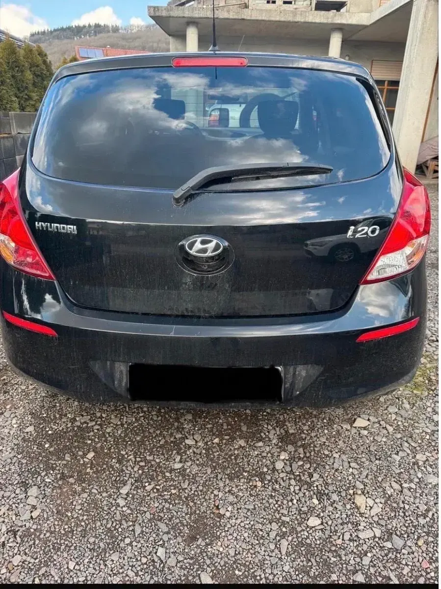 Gebraucht Hyundai i20 86 PS (63 kW) 2014 Schwarz Kleinwagen