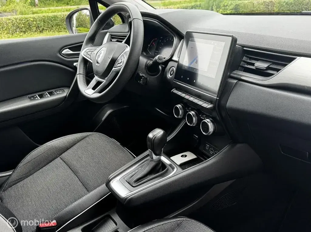 Gebraucht Renault Captur 131 PS (96 kW) 2021 Grau SUV