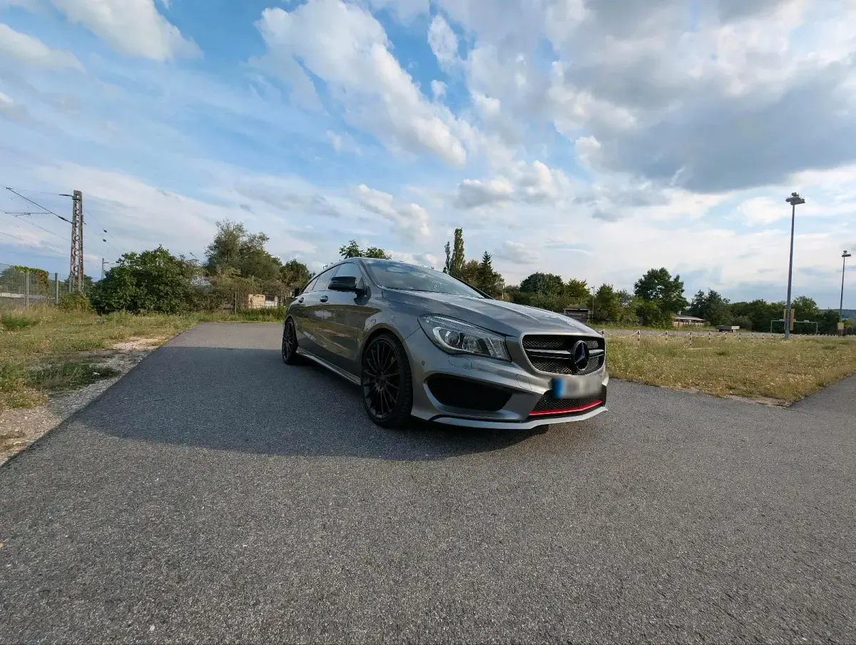 Gebraucht Mercedes CLA250e Shooting Brake 211 PS (155 kW) 2015 Grau Kombi