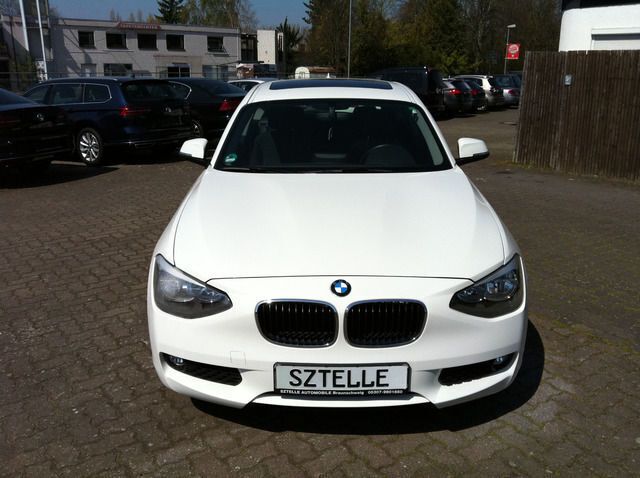 Gebraucht BMW 116 Sport Line 116 PS (85 kW) 2013 Weiß Kleinwagen
