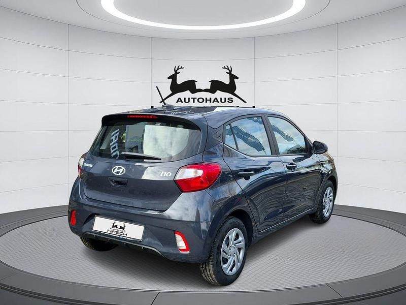 Neu Hyundai i10 Select 63 PS (46 kW) 2025 Grau Kleinwagen