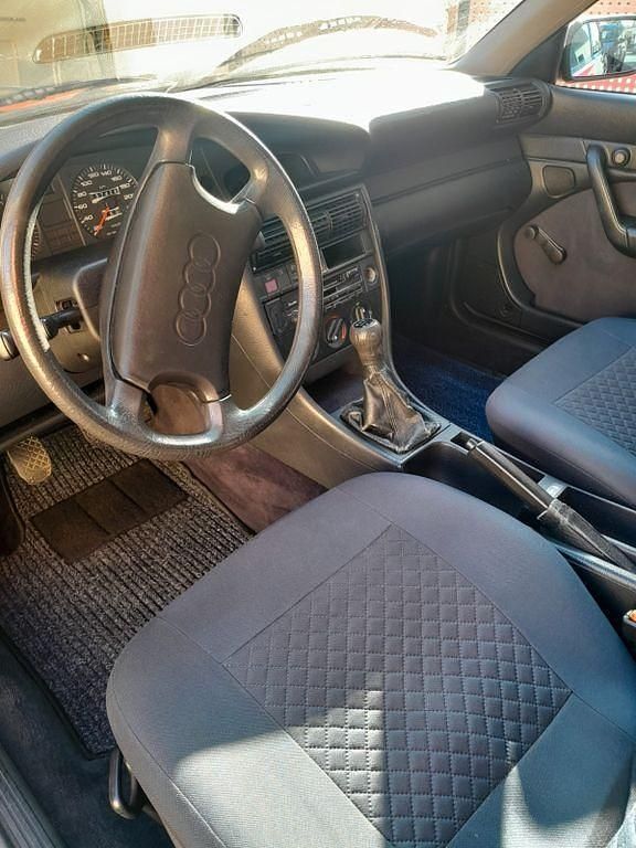 Gebraucht Audi 100 101 PS (74 kW) 1991 Rot Limousine