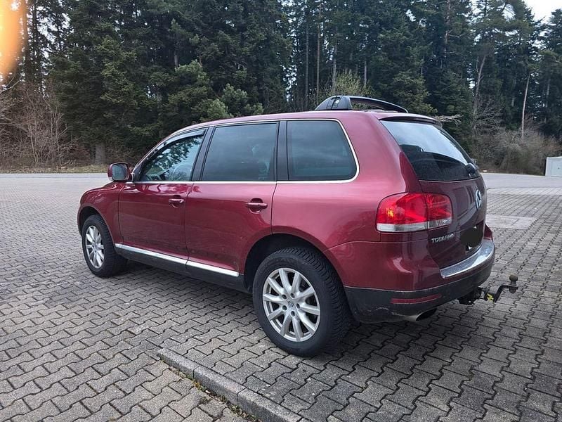 Gebraucht VW Touareg 310 PS (228 kW) 2005 Rot SUV