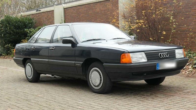 Gebraucht Audi 100 75 PS (55 kW) 1982 Blau Limousine