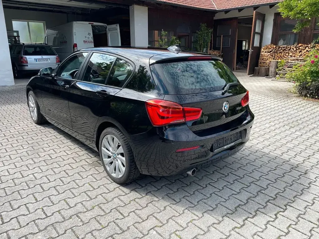 Gebraucht BMW 116 116 PS (85 kW) 2017 Schwarz Kleinwagen