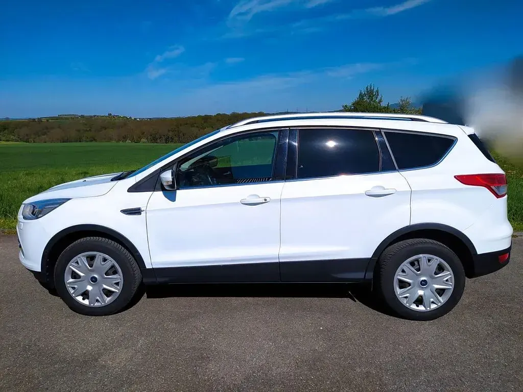 Gebraucht Ford Kuga SYNC Edition 150 PS (110 kW) 2015 Weiß SUV