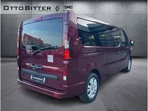 Neu Renault Trafic 150 PS (110 kW) 2026 Rot (karmesinrot) Van / Kleinbus