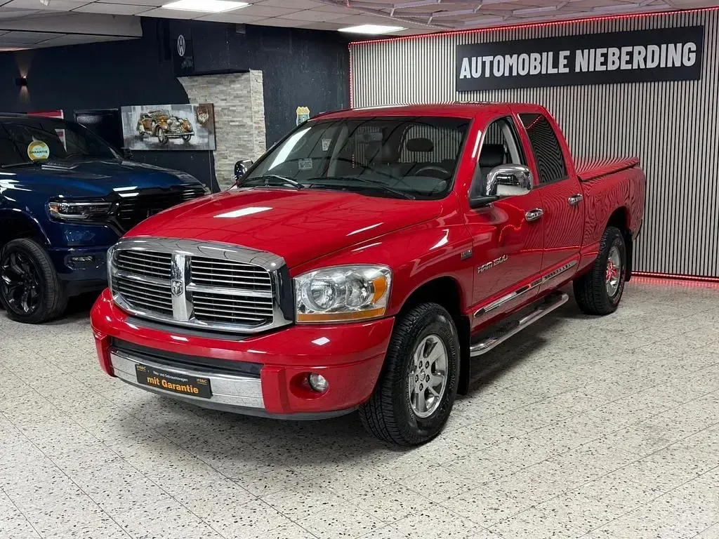 Gebraucht Dodge Ram 349 PS (256 kW) 2007 Rot Pickup