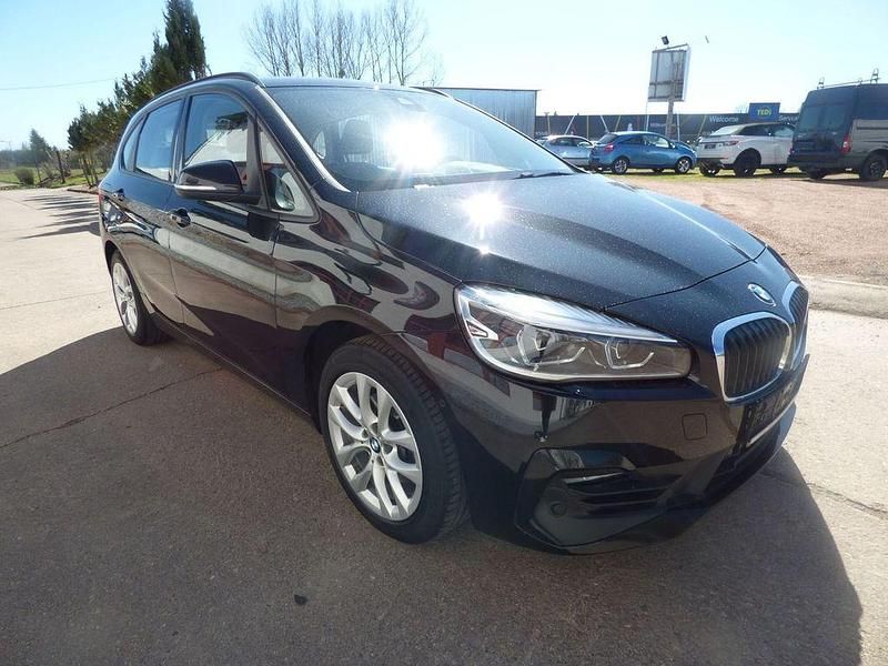 Gebraucht BMW 218 Advantage 140 PS (102 kW) 2018 Schwarz Kombi
