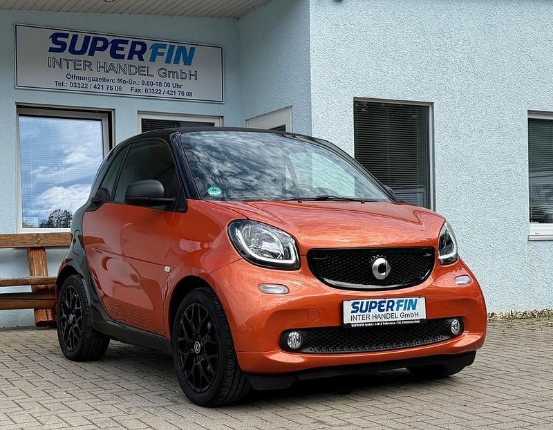 Orange Gebraucht 2019 Smart ForTwo Coupé Coupé | 14.490 € (Guter Preis) - Bild 1/4