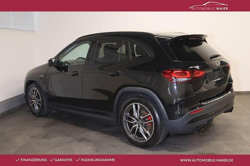 Gebraucht Mercedes GLA35 AMG AMG 306 PS (225 kW) 2022 Schwarz SUV