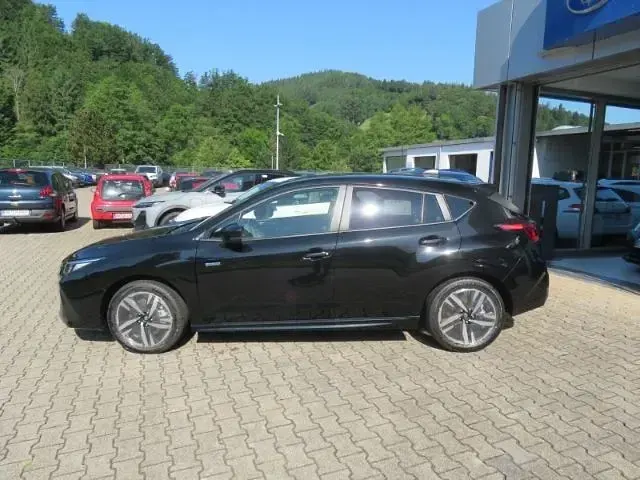 Neu Subaru Impreza Platinum 136 PS (100 kW) 2025 Schwarz Limousine