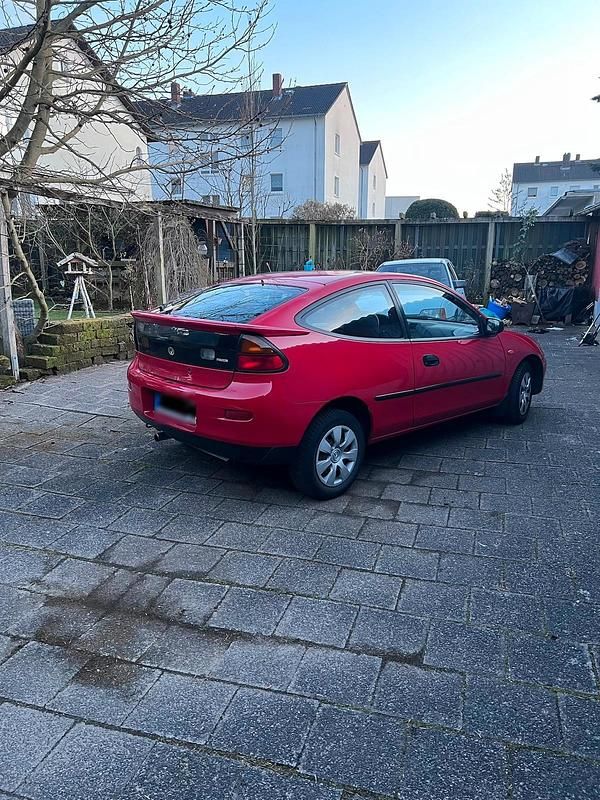 Gebraucht Mazda 323 88 PS (64 kW) 1997 Rot Coupé