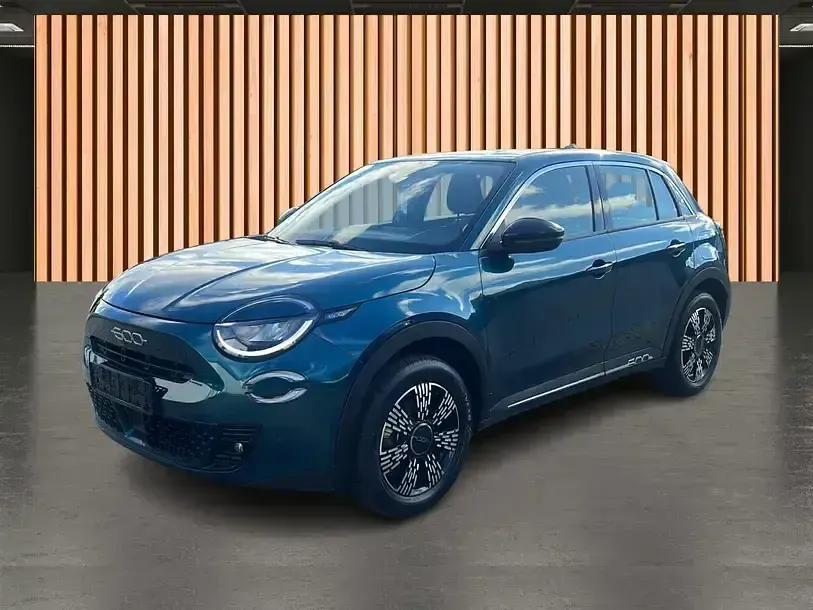 Gebraucht Fiat 600 Pop 136 PS (100 kW) 2025 Blau SUV