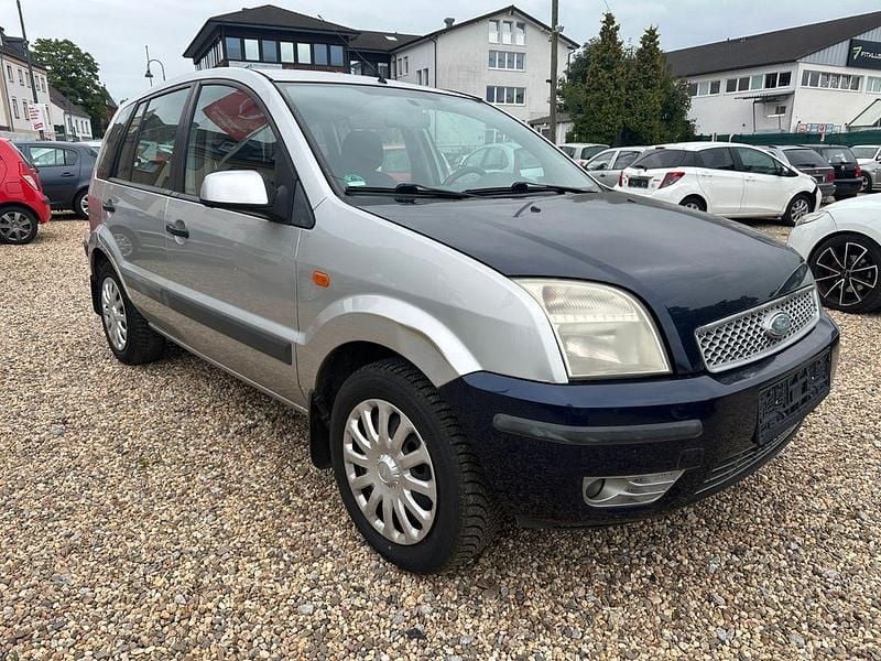 Grau Gebraucht 2009 Ford Fusion Style Limousine | 1.750 € (Guter Preis) - Bild 1/4