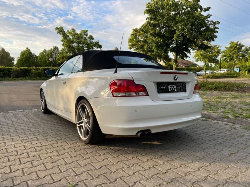 Gebraucht BMW 125 Cabriolet Advantage 218 PS (160 kW) 2009 Weiß Cabrio