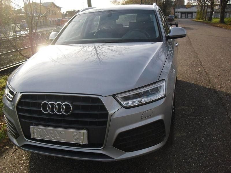 Gebraucht Audi Q3 Sport 150 PS (110 kW) 2017 Silber SUV
