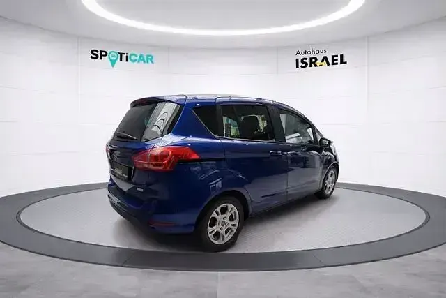 Używany Ford B-MAX SYNC Edition 125 KM (91 kW) 2017 Niebieski Minivan