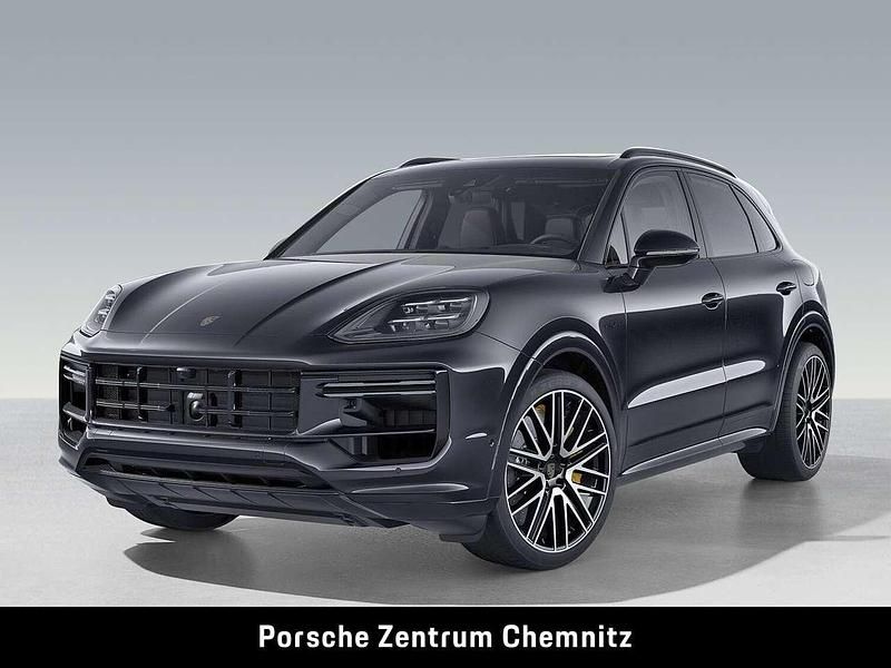 Chromitschwarz Neu 2025 Porsche Cayenne Turbo E-Hybrid Sport SUV | 204.031 € - Bild 1/4
