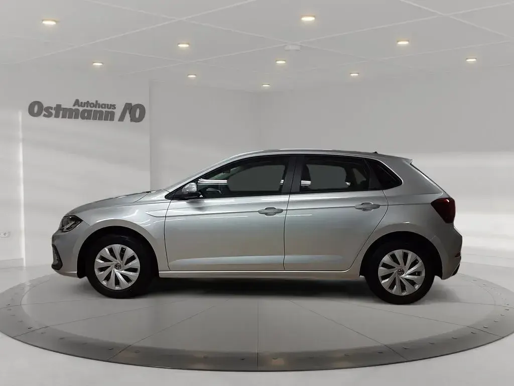 Używany VW Polo 80 KM (58 kW) 2022 Srebrny Hatchback