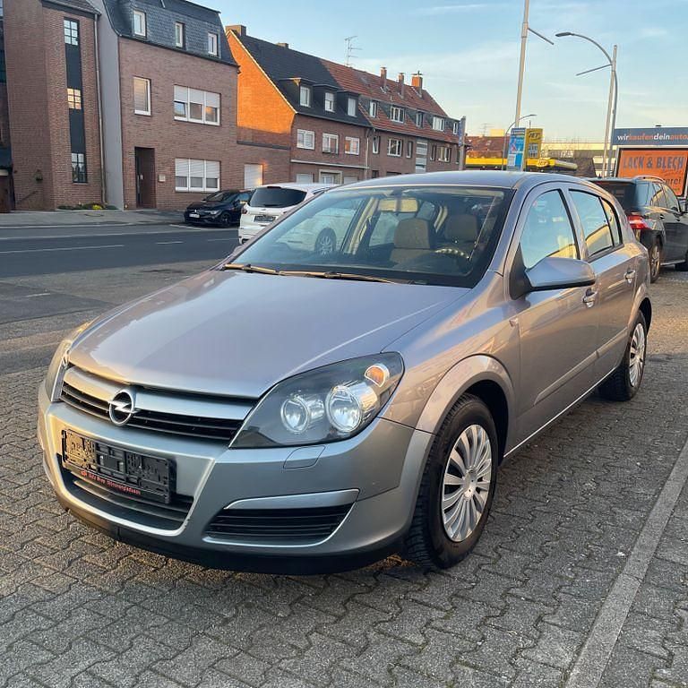 Gebraucht Opel Astra Edition 90 PS (66 kW) 2004 Silber Limousine