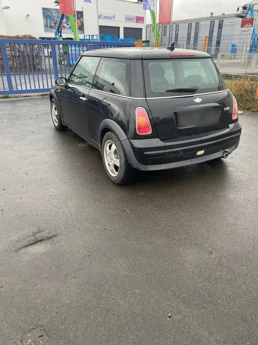 Usado Mini Cooper 90 HP (66 kW) 2001 Preto Citadino